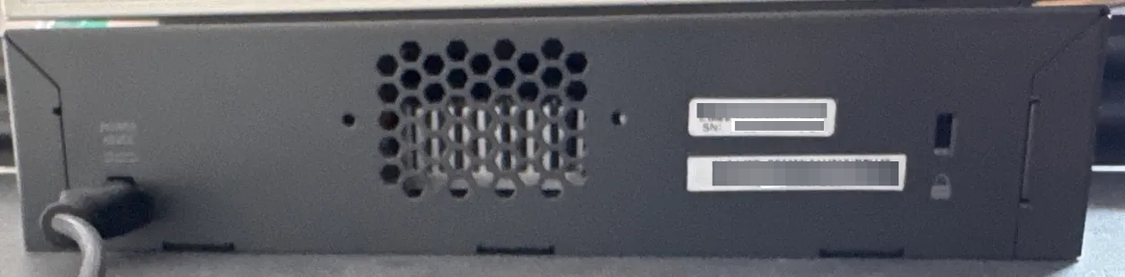 Cisco 2504 Rear